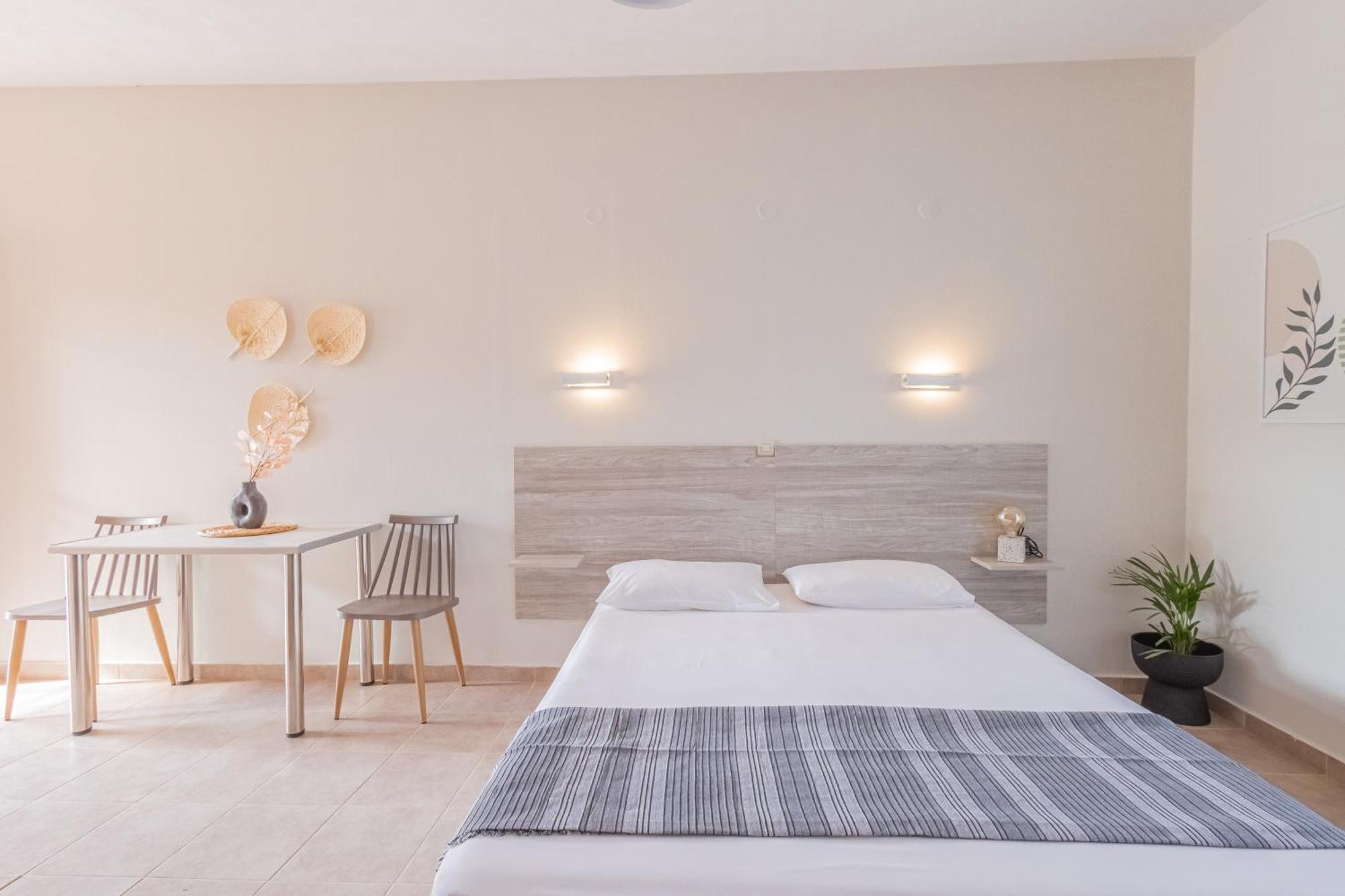 Aria Apartment Lakithra Bagian luar foto