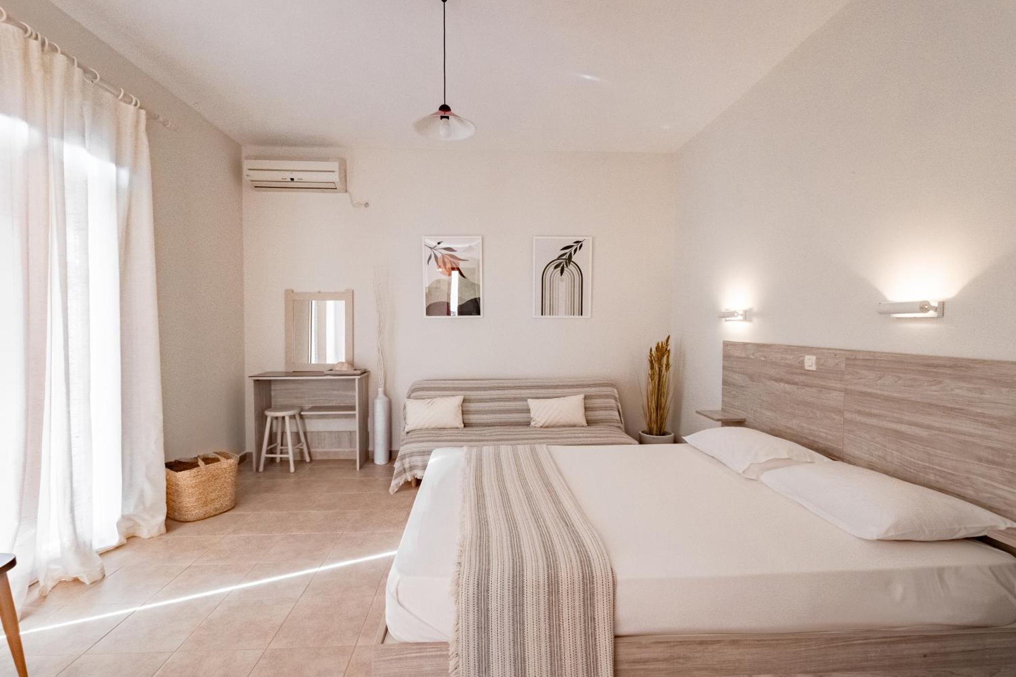 Aria Apartment Lakithra Bagian luar foto