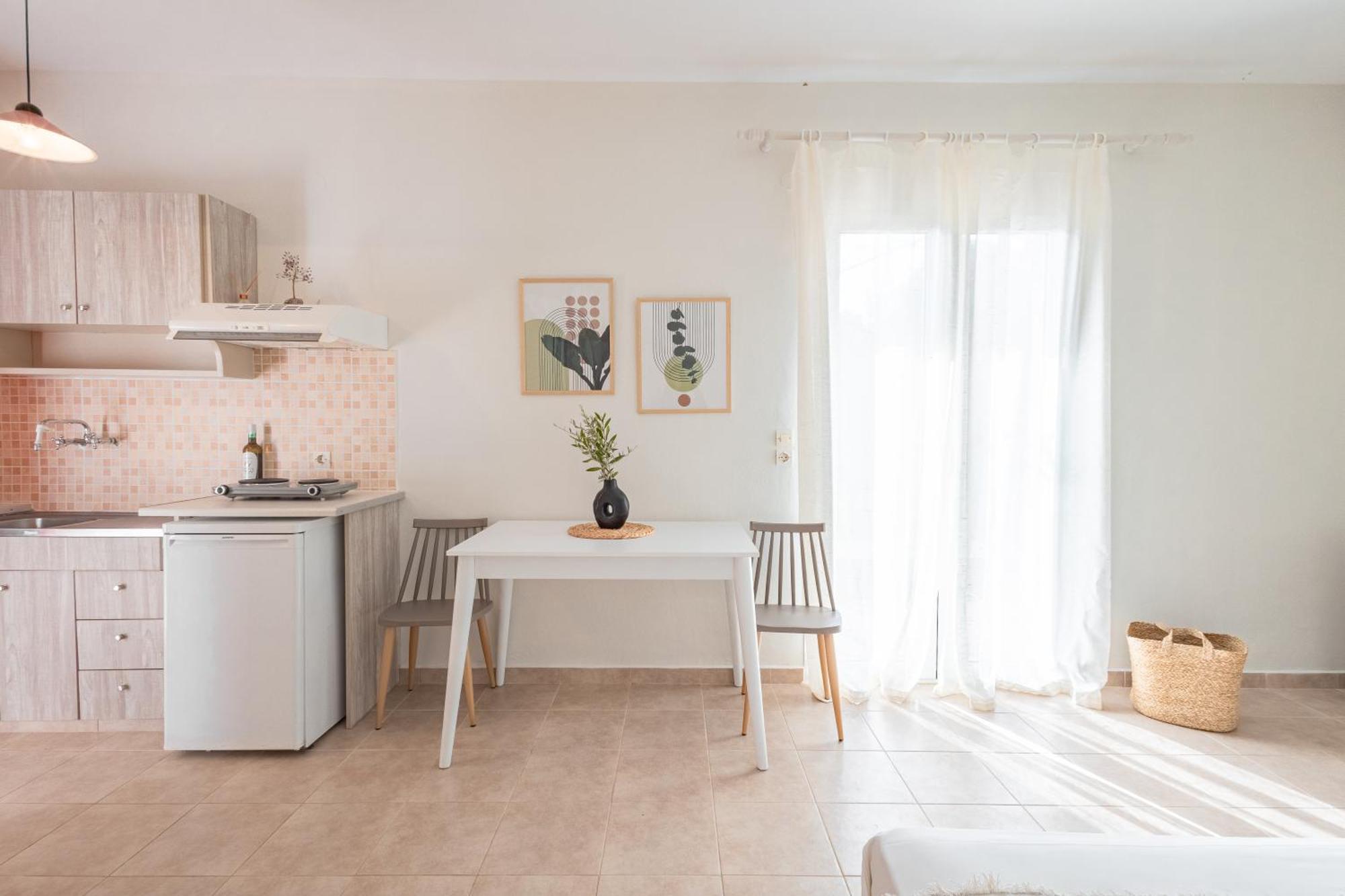 Aria Apartment Lakithra Bagian luar foto