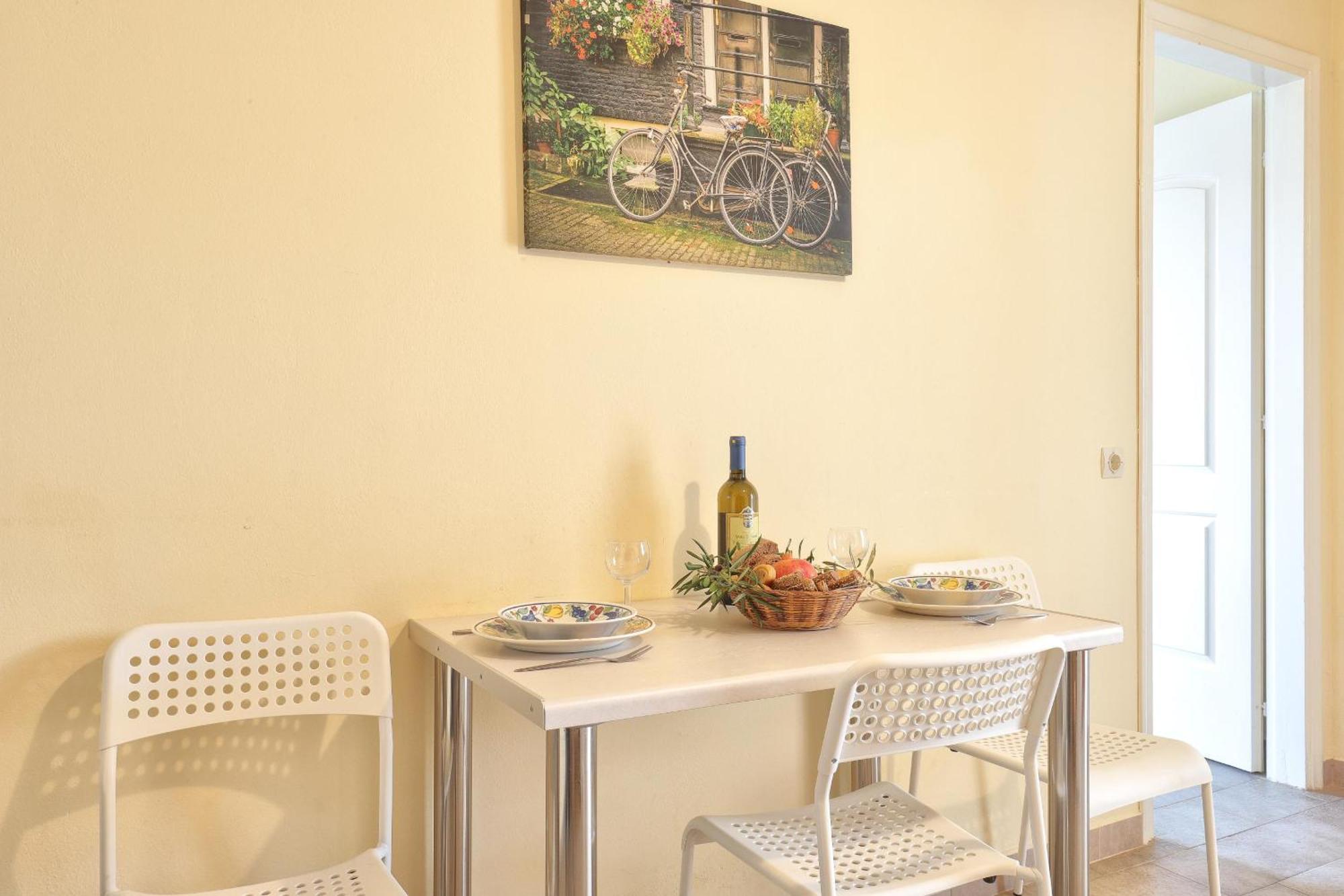 Aria Apartment Lakithra Ruang foto