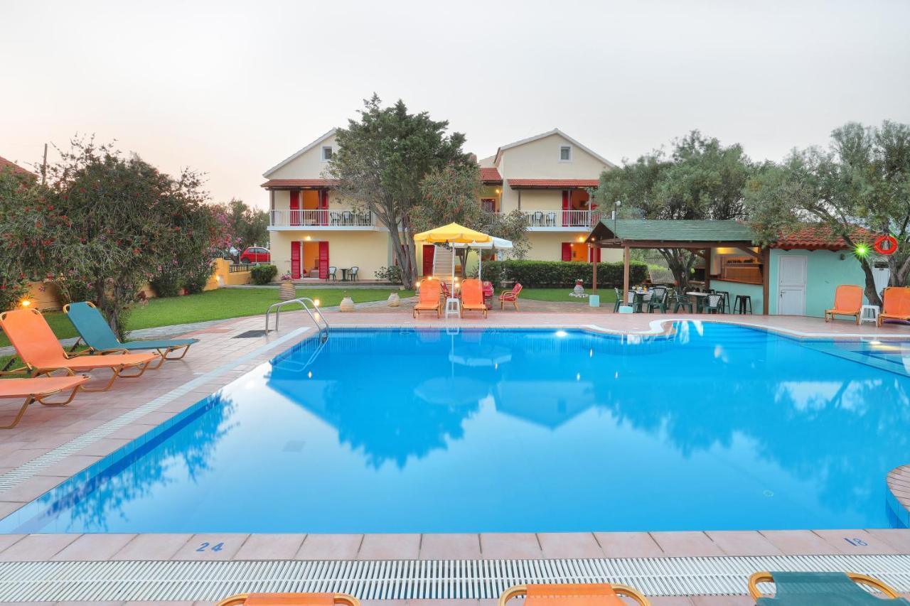 Aria Apartment Lakithra Bagian luar foto